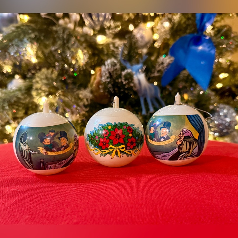 Vintage plastic bulb ornaments set of 3